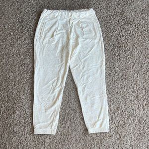 Women’s Fabletics comfy/dress pants size large